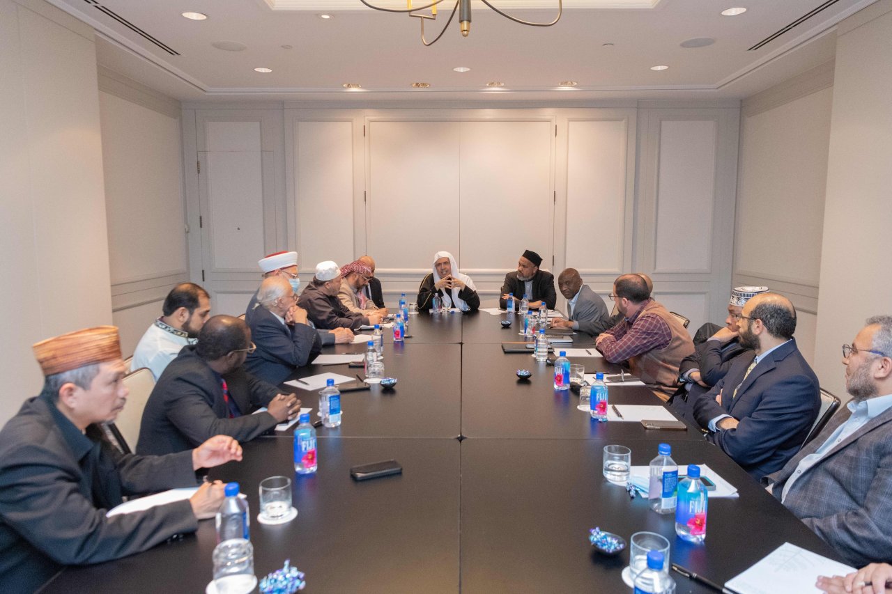 HE Dr. Mohammad Alissa met with American muftis, imams, and other leaders in Washington 