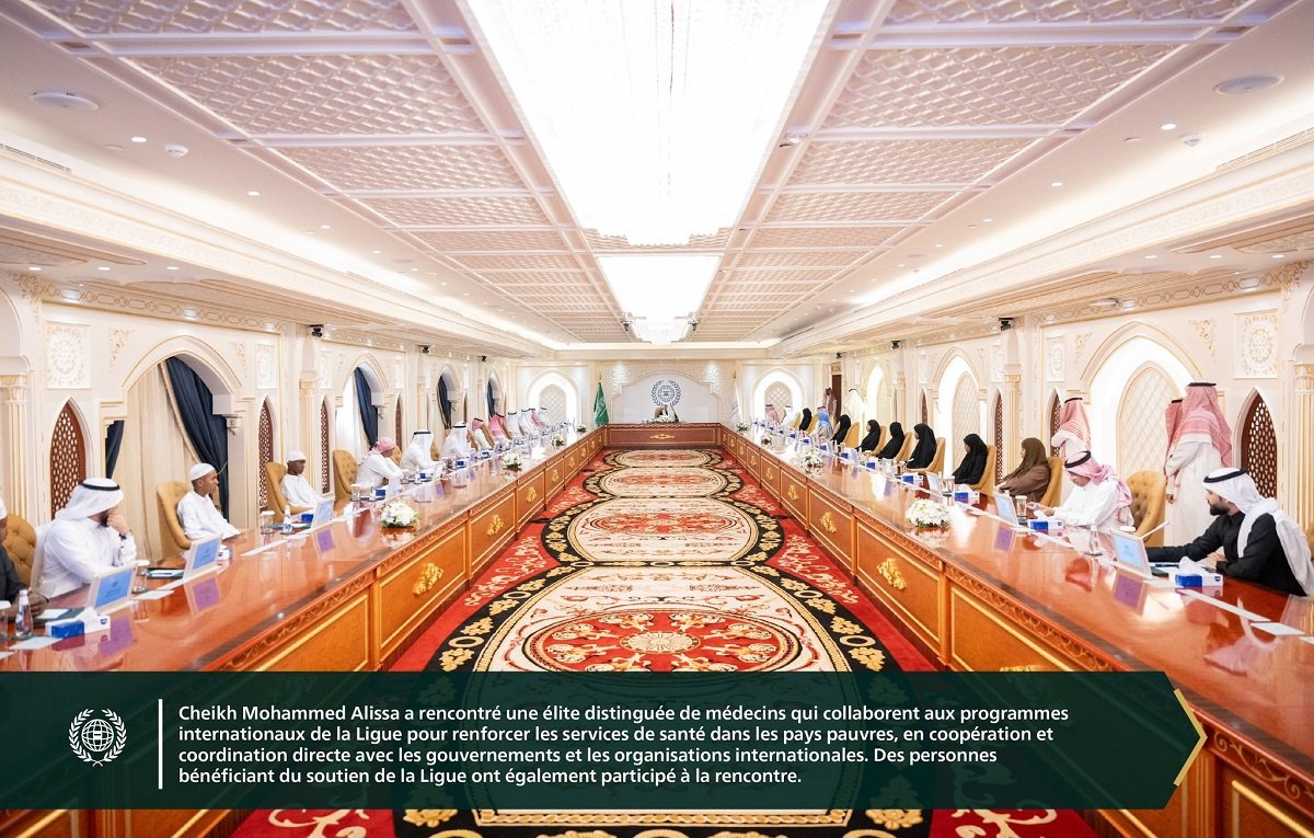 El Presidente de la República Italiana, el Sr. Sergio Mattarella, recibió anoche en el palacio presidencial de Roma al Secretario General de la Liga del Mundo Islámico, Presidente de la Comisión de Ulemas, el Sheij Mohammed Al-Issa.