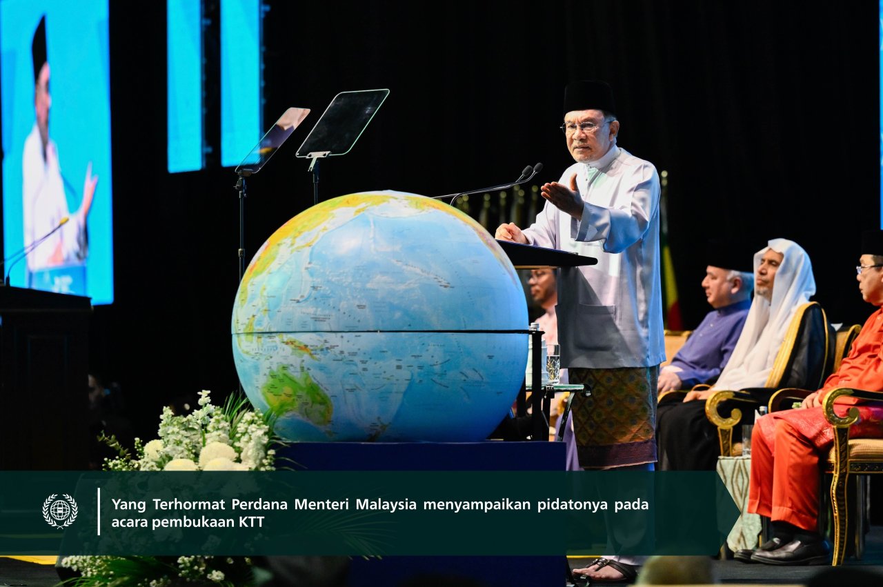 Dokumentasi dari Konferensi Tingkat Tinggi Internasional Ketiga Para Pemimpin Agama, dengan partisipasi Yang Mulia Sekretaris Jenderal LMD, Ketua Organisasi Ulama Muslim, Syekh Dr.Mohammed Alissa
