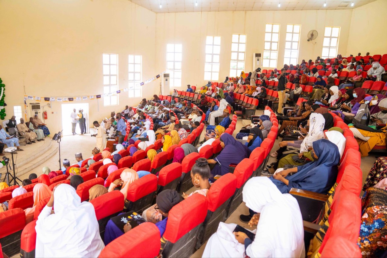 سازمان همبستگی جهان اسلام امسال در جمهوری فدرال نیجریه، «روز جهانی بینایی» را گرامی داشت