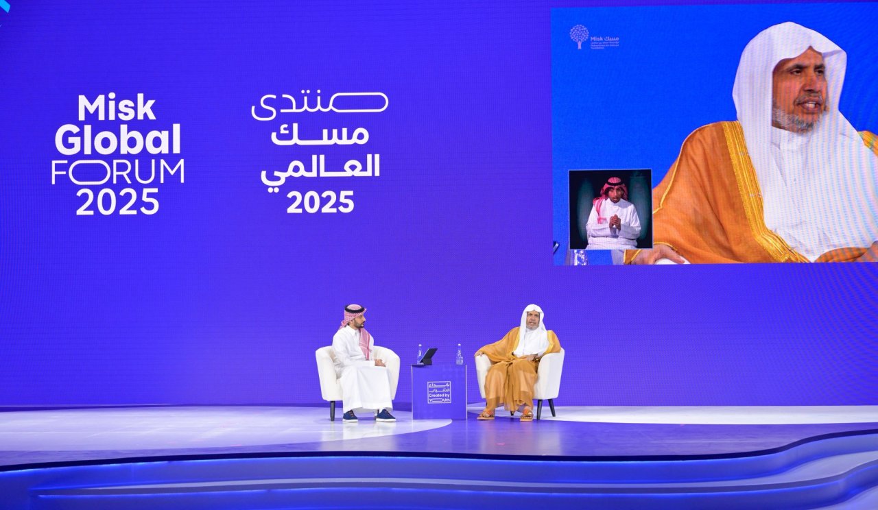 Yang Mulia Sekretaris Jenderal Liga Muslim Dunia, Ketua Organisasi Ulama Muslim, Syekh Dr. Mohammed Alissa , menjadi pembicara utama dalam Forum Global “Misk”