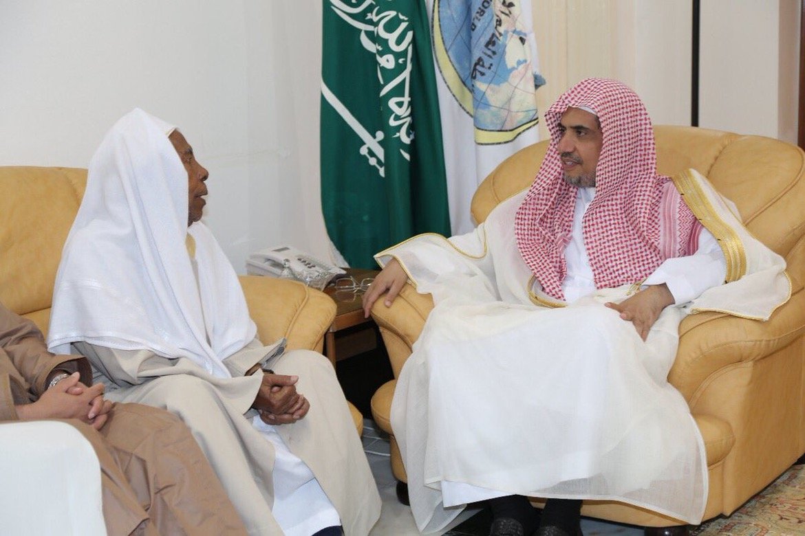 MWL SG receives Sheik Tahir, Comoros Mufti & accompanying delegation in presence of Comoros Ambassador to Saudi Arabia