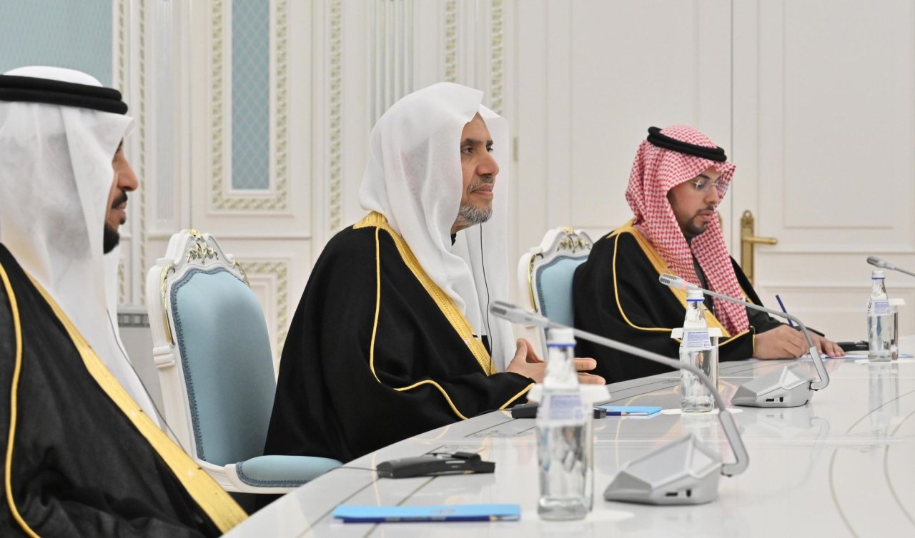 Today, at the Presidential Palace in the capital, Astana, H.E. President Kassym-Jomart Tokayev, President of the Republic of Kazakhstan, received H.E. Sheikh Dr. Mohammed Al-Issa , Secretary-General of the Muslim World League (MWL) and Chairman of the Organization of Muslim Scholars