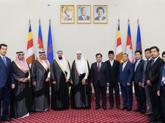 Dr. Mohammad Alissa met with Cambodia's senior government minister Dr.OthsmanH