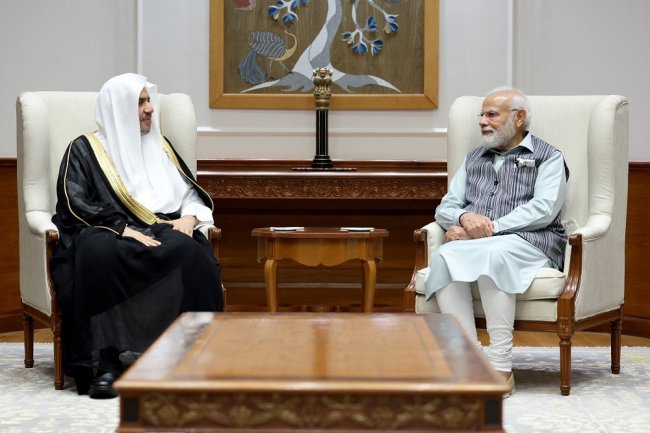 Le SG a commencé sa visite en Inde où il devrait rencontrer tous les représentants des composantes de la société indienne :  Le Premier ministre indien, M. Narendra Modi, a reçu ce matin, cheikh Mohammad Alissa