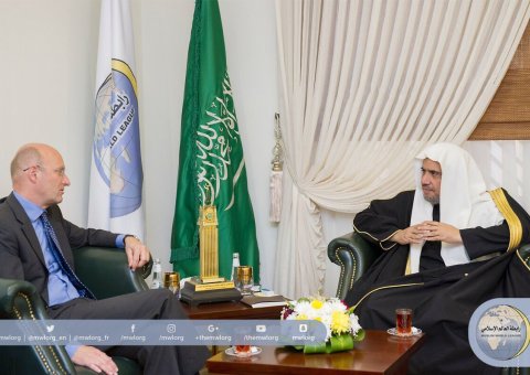 معالي الأمين يلتقي سفير مملكة السويد لدى المملكة العربية السعودية