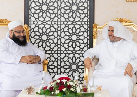 H.E. Dr. Mohammad Al-Issa receives Ulema Council President 