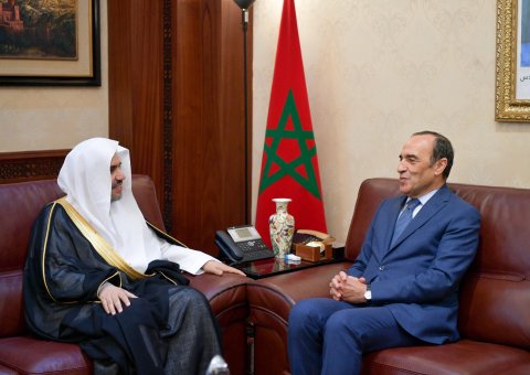 Le Président de la chambre des représentants au Maroc Habib ElMalki recevant le Secrétaire Général de la Ligue Islamique Mondiale, Cheikh D. Mohamed Alissa pour traiter de sujets d’intérêt commun.