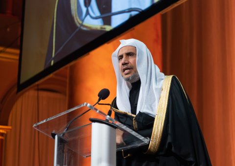 ڈاکٹر محمد العیسی نے رابطہ کے زیر اہتمام واشنگٹن میں منعقدہ”شمالی وجنوبی امریکہ میں اسلامی رہنماؤں کے فورم“ کے افتتاحی اجلاس سے خطاب