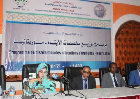 سلمت ‫رابطة العالم الإسلامي‬، ممثلة في هيئتها العالمية للإغاثة والرعاية والتنمية بالعاصمة الموريتانية نواكشوط، مخصصات الأيتام البالغ عددهم (1567) يتيمًا ويتيمة