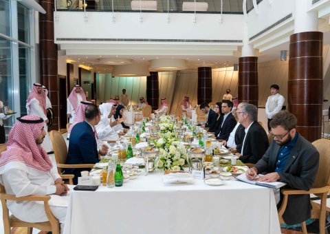 Mohammad Alissa rencontre à Riyad une délégation parlementaire allemande composée de membres de l'Union chrétienne-démocrate d'Allemagne, du Parti social-démocrate d'Allemagne