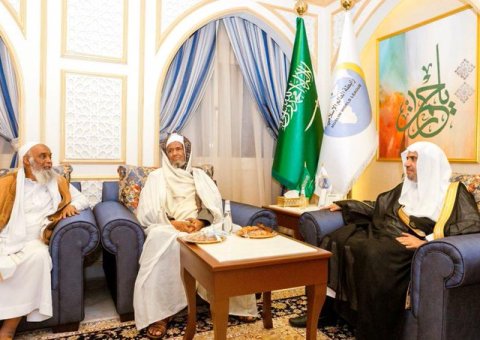 HE Dr. Mohammad Alissa received the Grand Mufti of the Republic of Ethiopia, Omar Idris, in Jeddah