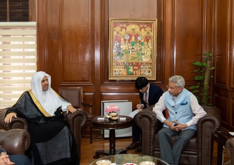 His Excellency Sheikh Dr. Mohammad Al-Issa, Secretary-General of the MWL, Chairman of the Organization of Muslim Scholars, met with Mr. Subrahmanyam Jaishankar, Minister of External Affairs of the Government of India