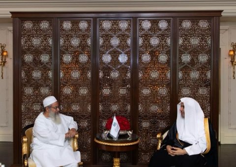 His Excellency Sheikh Dr.Mohammed Alissa, the Secretary-General of the MWL and Chairman of the Organization of Muslim Scholars, met in New Delhi with His Eminence Maulana Mahmood Madani, President of Jamiat Ulama-e-Hind.