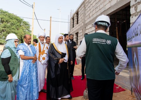 His Excellency Sheikh Dr. Mohammed Al-Issa observed the last phase of the MWL’s project to establish the Great Mosque in the Mauritanian capital Nouakchott
