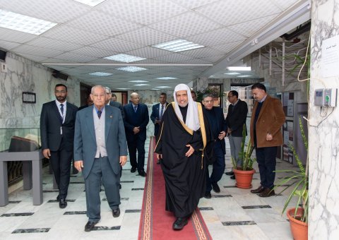 During his official visit to Egypt, His Excellency Sheikh Dr. Mohammed Al-Issa, Secretary-General of the Muslim World League (MWL), was hosted by the Academy of the Arabic Language in Cairo