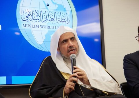 Mohammad Alissa called for people from the Muslim, Christian, and Jewish faiths to travel to Jerusalem together in a "peace caravan" promoting peace between religions
