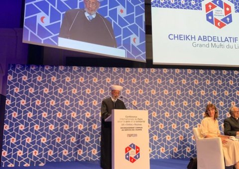 Sheikh Abdellatif Deriane, recalls the call for peace outlined in the Charterof Makkah at the Paris International Conference for Peaceand Solidarity happening today.