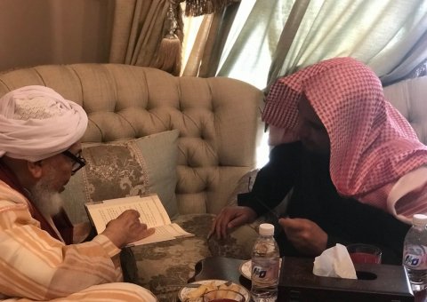 In accordance with the MWL's openness to the world, His Excellency the Secretary General Dr. Mohammad Alissa met with Sheikh Abdullah bin Bayyah
