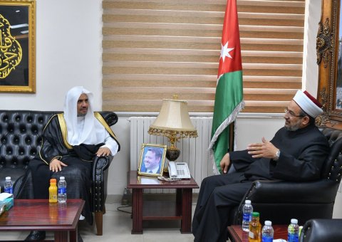 Son Exc le Ministre des Legs pieux, des Affaires Islamiques et des Lieux Saints du Royaume de Jordanie Dr. Abdul Nasser AboulBasal
