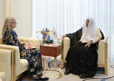 Earlier today, at his office in Riyadh, H.E. Sheikh Dr. Mohammed Al-Issa , Secretary-General of the Muslim World League and Chairman of the Organization of Muslim Scholars, met with H.E. Ms. Petra Menander, Ambassador of Sweden to the Kingdom of Saudi Arabia