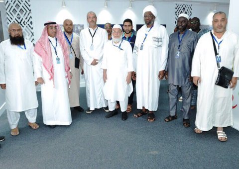 MWL's guests visit Misk Tent Camp in Mina