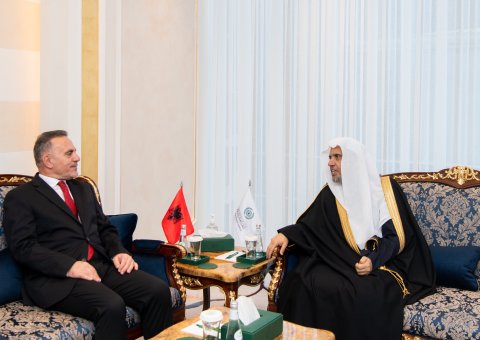 His Excellency Sheikh Dr. Mohammad Al-Issa, Secretary-General of the Muslim World League and Chairman of the Organization of Muslim Scholars, met with His Excellency Saimir Bala, the Ambassador of the Republic of Albania to the Kingdom of Saudi Arabia