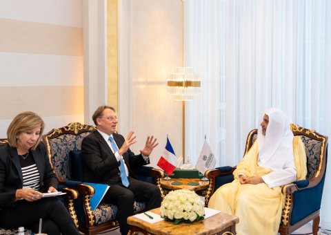 His Excellency Sheikh Dr. Mohammad Al-issa, Secretary-General of the MWL, met with His Excellency Ambassador Ludovic Pouille, the French Ambassador to Saudi Arabia