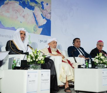 His Excellency the Secretary-General of the Muslim World League Sheikh Dr. Mohammad Alissa was the main speaker at the Inclusive Citizenship Dialogues held today in Abu Dhabi