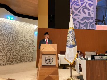 HE Dr. Muhammad Hidayat Nur Wahid, Vice Chairman of the Shura Council of Indonesia asks that we inspire ourselves by the principals of the UN and remember that as 1/3 of the world's population, young people are the future of humanity.