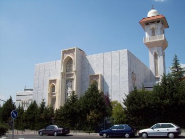 The Muslim World League in partnership with the Islamic Cultural Center of Madrid donated