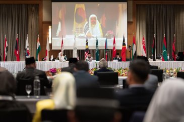 سیکرٹری جنرل عزت مآب شیخ ڈاکٹر محمد العیسی کوالالمپور میں”مجلس علمائے آسیان“کے افتتاح کے موقع پر خطاب کرتے ہوئے: کتناہی اچھا ہو  کہ اگر امت مسلمہ کے علما ئے کرام ایسے اہم شرعی مسائل پر اکٹھے