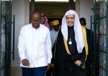 رئيس غينيا بيساو وأمين عام رابطة العالم الإسلامي يدشّنان مسابقة "تيجان النور القرآنية" الأبرز من نوعها في الغرب الأفريقي