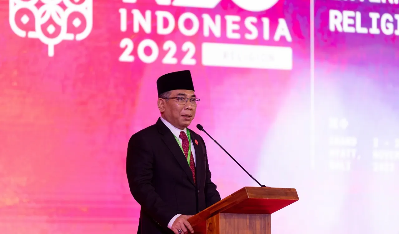 جناب رئیس کل انجمن نهضت العلماء در اندونزی، شیخ یحیی خلیل ثقوف، در جلسه افتتاحیه اجلاس مذهبی G20: