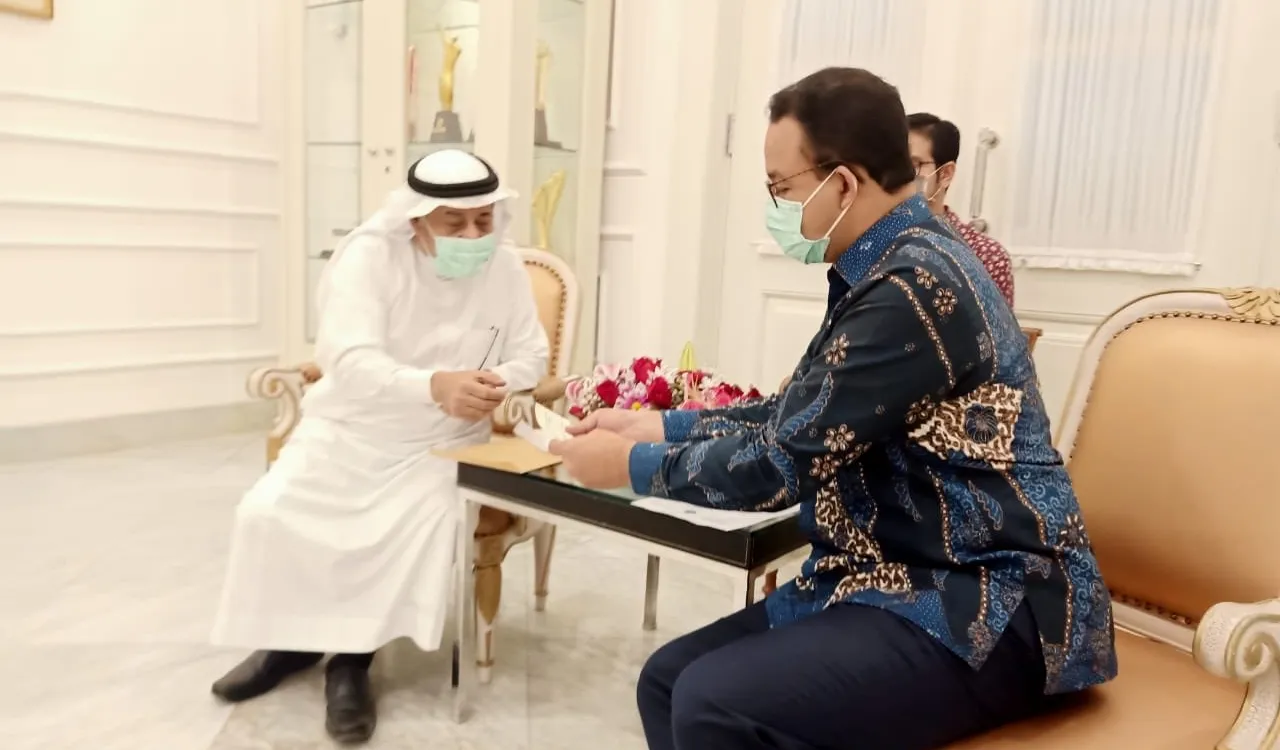 ‏⁧‫رابطة العالم الإسلامي‬⁩ تقدم الدفعة الأولى لحكومة ⁧‫إندونيسيا‬⁩، لشراء أجهزة طبية ووقائية، للتخفيف من جائحة ⁧‫كورونا‬⁩ (⁧‫كوفيد 19‬⁩).