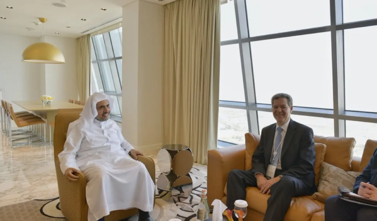 Le SG D.Mohammad Alissa recevant l'Ambassadeur des ÉtatsUnis pour les libertés religieuses