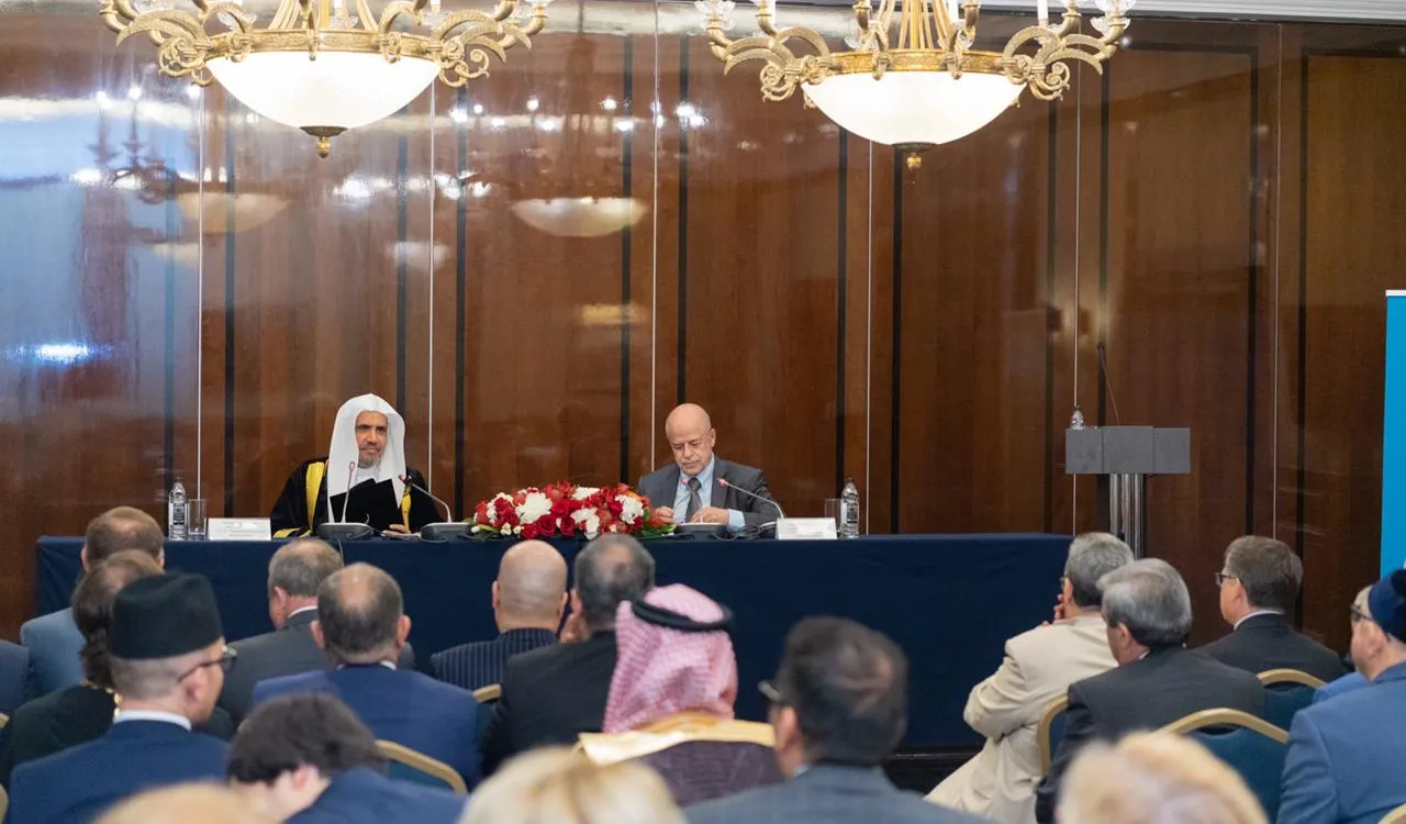 معهد الاستشراق الروسي يمنح د.العيسى الدكتوراه الفخرية تقديراً لجهوده في تعزيز العلاقة بين العالم الإسلامي وروسيا