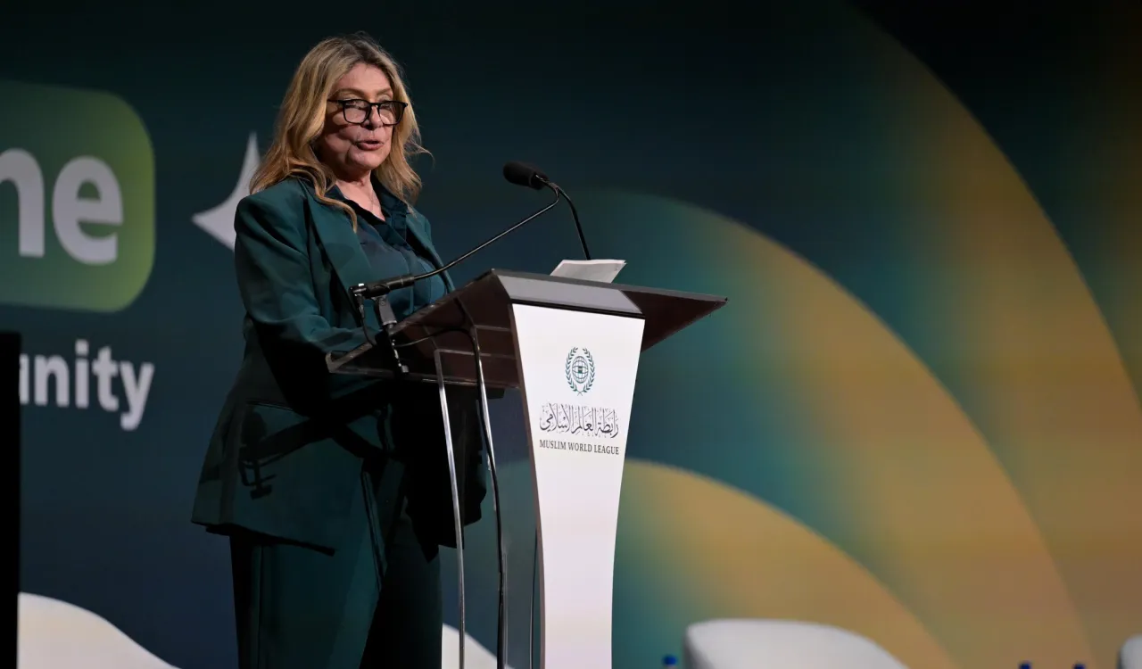 Mme Ivonne Baki, ministre et diplomate équatorienne, candidate au poste de secrétaire générale de l’Organisation des Nations Unies, prononçant son allocution lors de la séance d’ouverture de l’événement de la Ligue islamique mondiale
