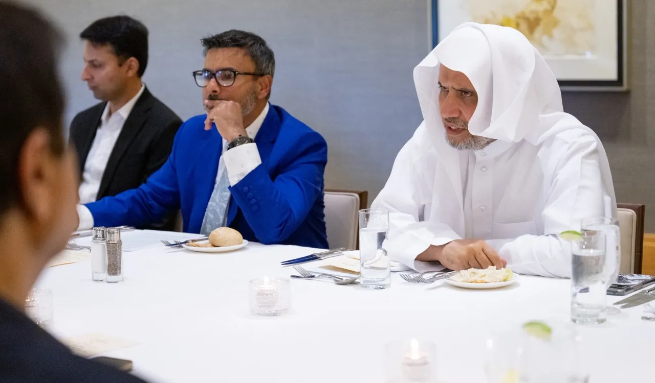 اسٹینفورڈ یونیورسٹی میں لیکچر کے بعد: سیلیکون ویلی کے متعدد ممتاز کاروباری رہنماؤں اور ایگزیکٹو شخصیات نے سیکرٹری جنرل رابطہ اور چیئرمین مسلم علماء کونسل، عزت مآب شیخ ڈاکٹر محمد العیسی سے ایک وسیع فکری ومعاشی نشست میں ملاقات کی