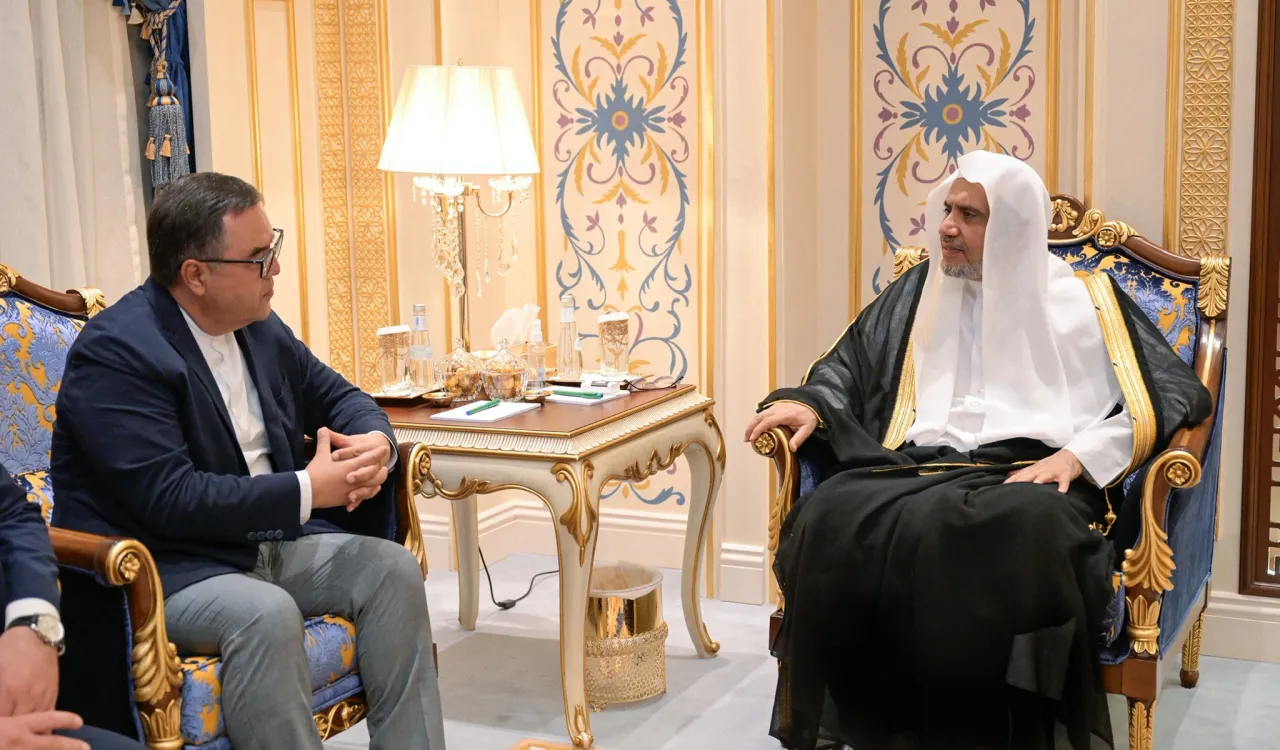 At the headquarters of the Muslim World League (MWL) in Makkah, H.E. Sheikh Dr. MohammedAlissa, Secretary-General of the MWL and Chairman of the Organization of Muslim Scholar