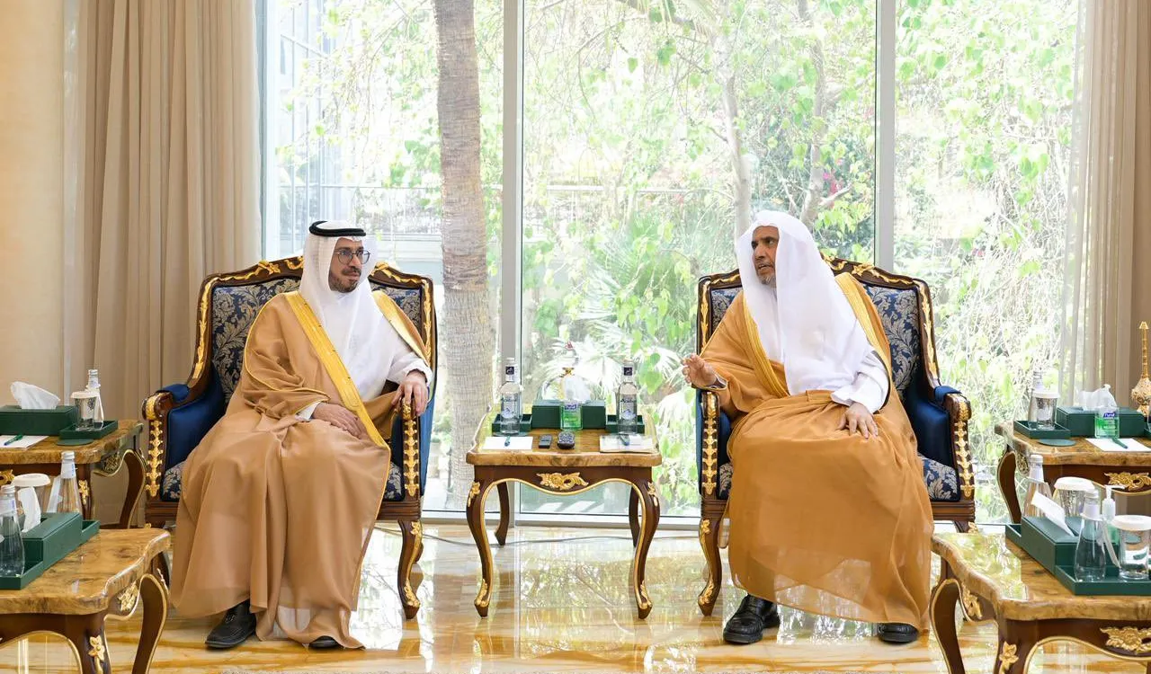 Afin de renforcer la coopération dans le domaine de la promotion et la diffusion de la langue arabe et de préserver son identité linguistique authentique