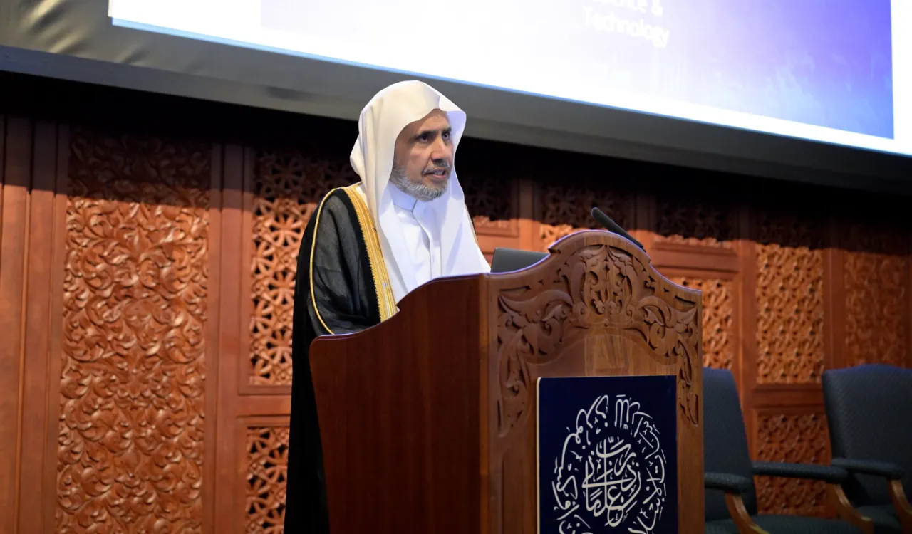 جناب دبیرکل، رئیس انجمن علمای مسلمان، آقای دکتر شیخ محمد العیسی   با سخنرانی اصلی در افتتاحیه نشست عالی‌رتبه گروه کارشناسان در «مرکز مطالعات اسلامی آکسفورد» مشارکت کرد.