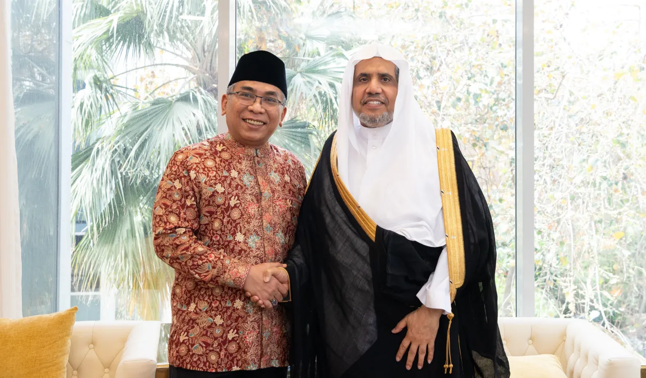 Le Secrétaire général, président de l'Organisation des savants musulmans, cheikh Mohammed Al-Issa a rencontré le Président de l’organisation indonésienne « Nahdlatul Ulama »