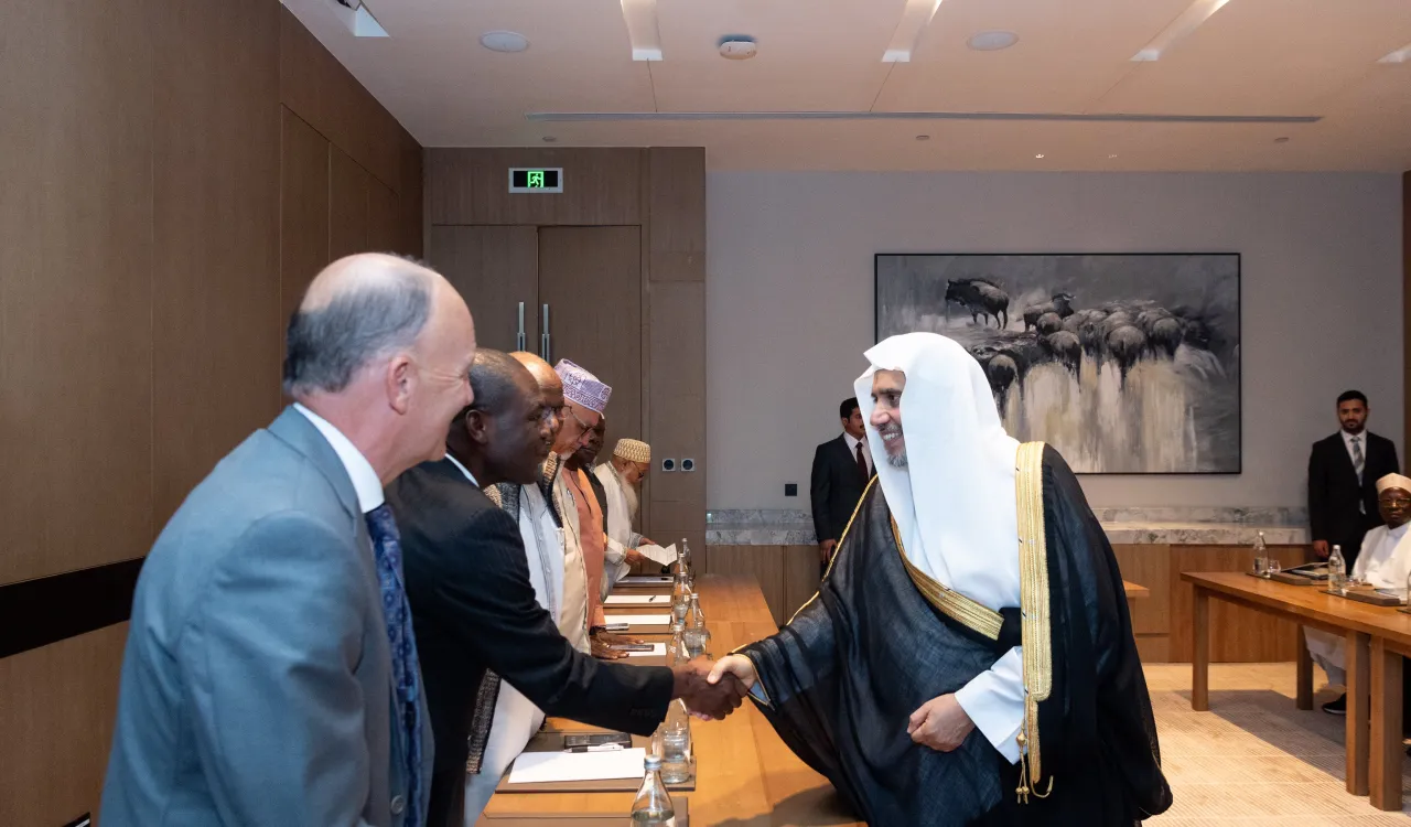 سیکرٹری جنرل رابطہ اور چیئرمین مسلم علماء کونسل عزت مآب شیخ ڈاکٹر محمد العیسی کینیا کے سرکاری دعوت پر دار الحکومت نیروبی میں مذہبی رہنماؤں کے مہمان بنے۔