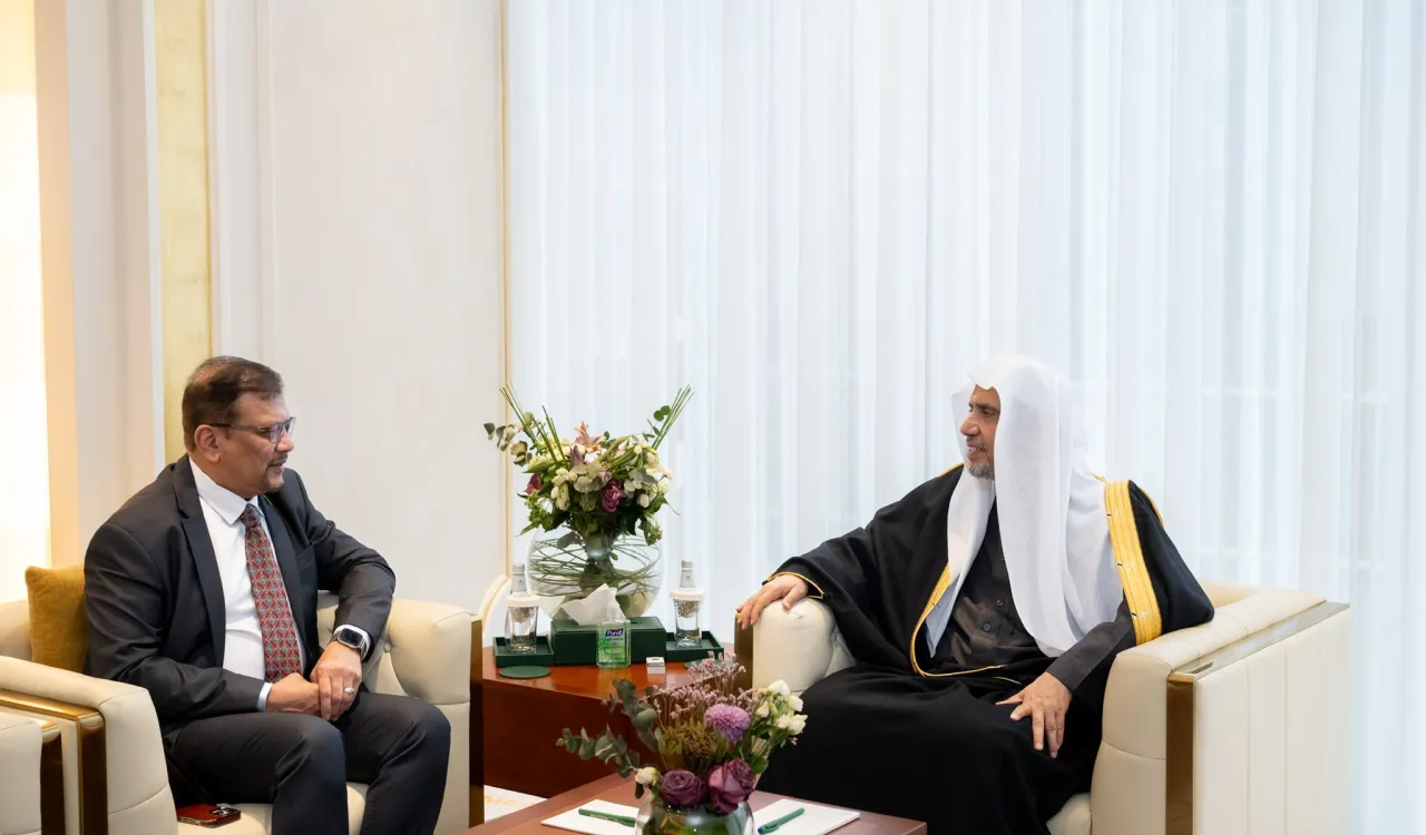 This afternoon in Riyadh, His Excellency Sheikh Dr. Mohammed Alissa, Secretary-General of the Muslim World League (MWL) and Chairman of the Organization of Muslim Scholars, held a meeting in his office with His Excellency Mr. Reza Uddin,