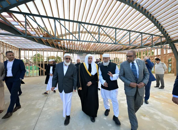 Secretary-General of the MWL Inspects the First Phase of Construction of the Islamic Center in Auckland, New Zealand