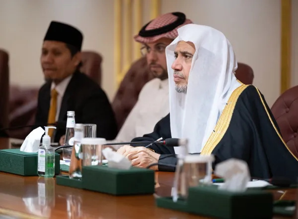 H.E. Sheikh Dr. Mohammed Al-Issa, received a delegation from the Central Leadership of Muhammadiyah in the Republic of Indonesia, headed by H.E. Sheikh Dr. Haedar Nashir