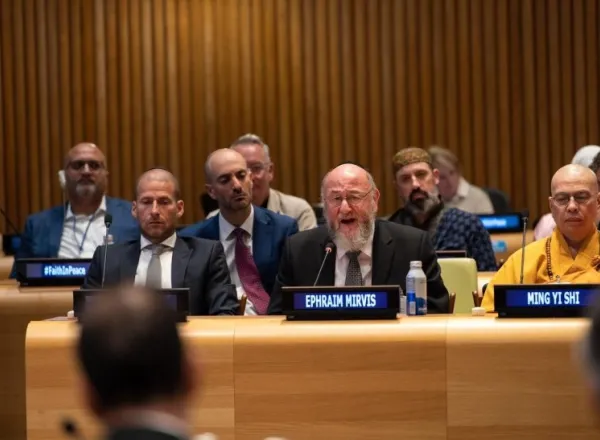 From the United Nations platform and with the participation of its leaders:  Dr. Al-Issa launches the Muslim World League initiative of "Building bridges of understanding and peace between East and West"