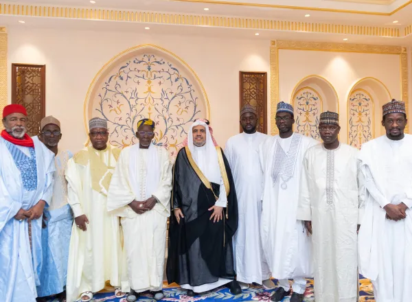Mohammad Alissa, a reçu au siège de la LIM à La Mecque, le Président de l'Union Islamique Africaine