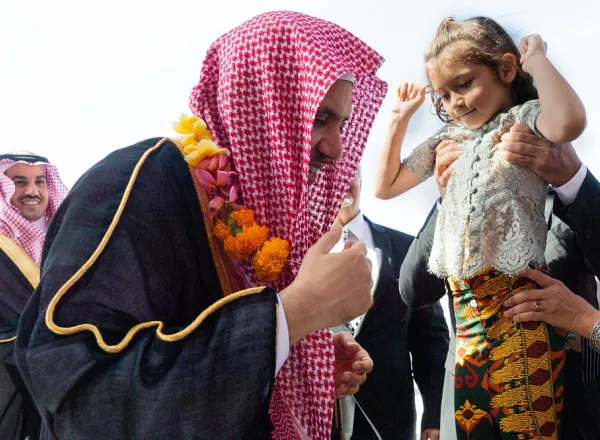 His Excellency Sheikh Dr. Mohammed Al-Issa arrives in Bali to chair the R20 Summit